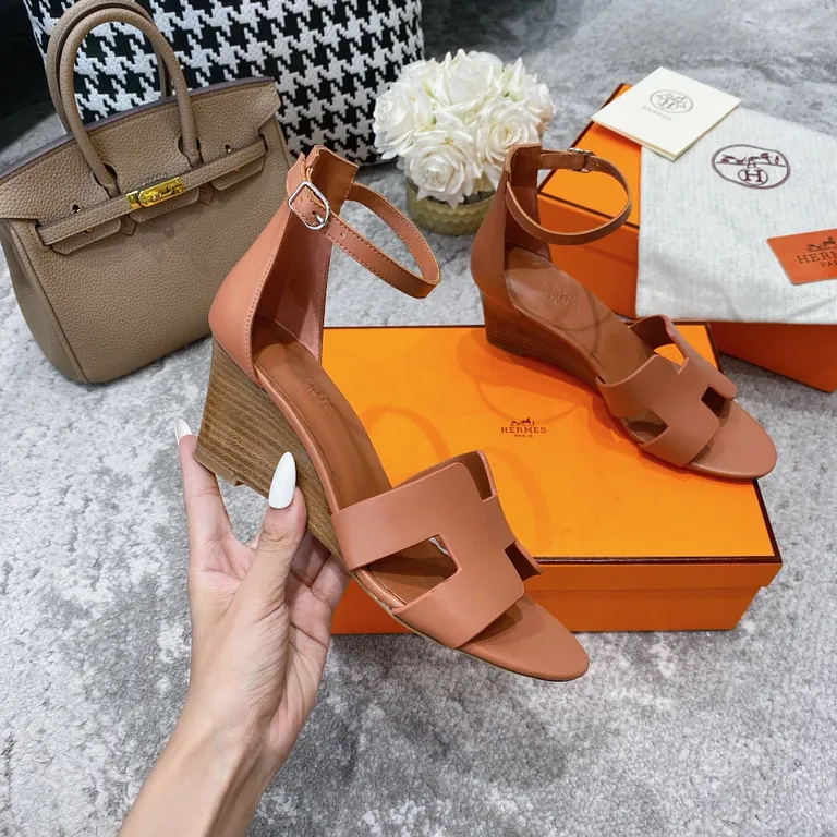 Hermes Shoe 